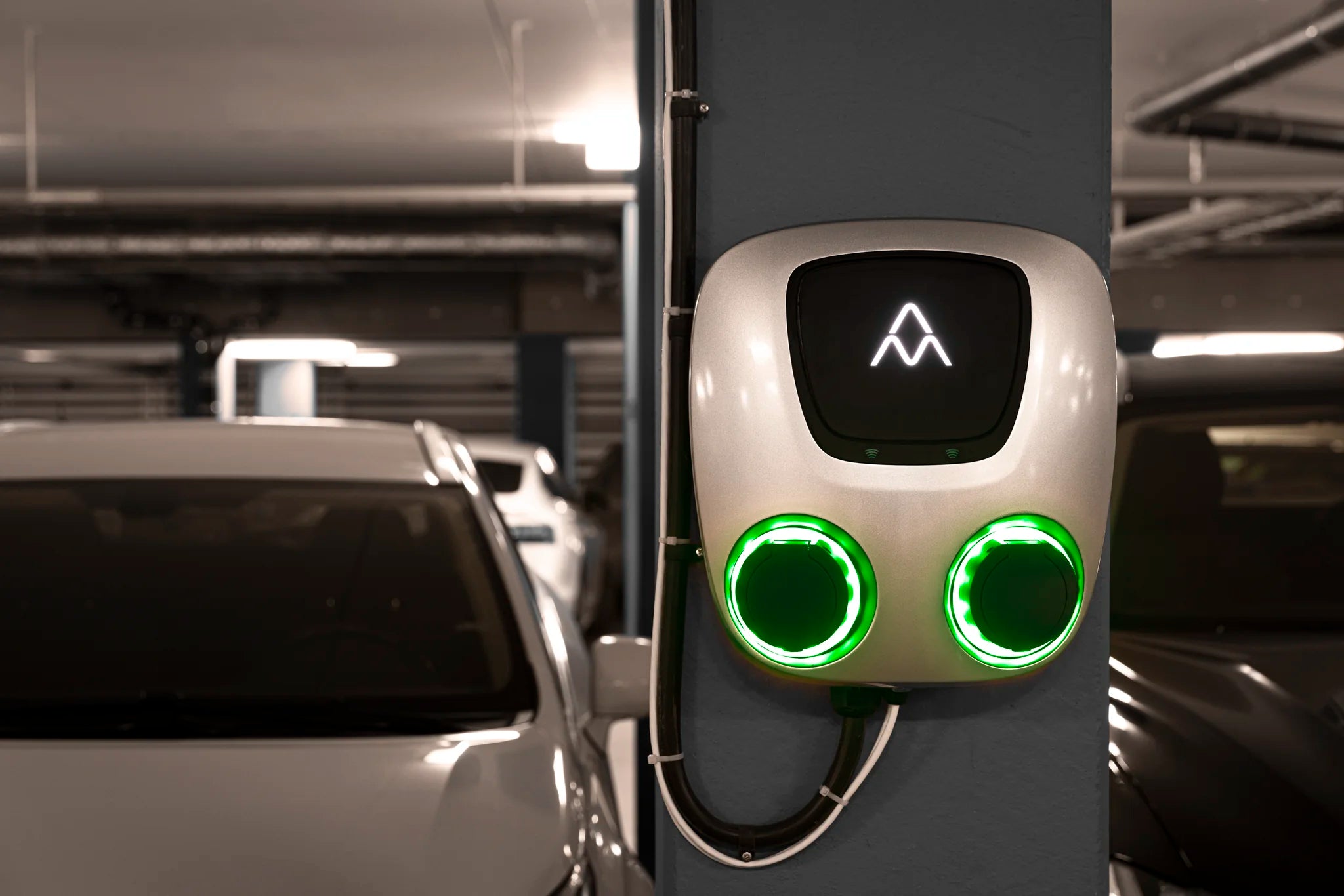 Charge Amps Aura 2x22kW EV·TÖLTŐ
