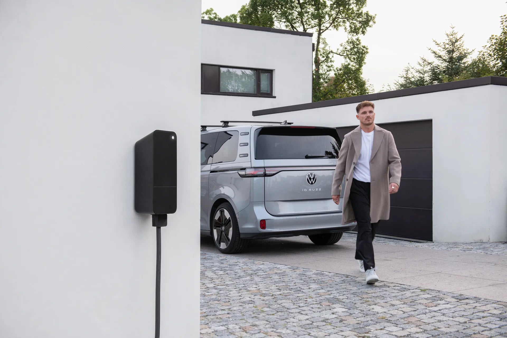 Amina S 32A EV·TÖLTŐ
