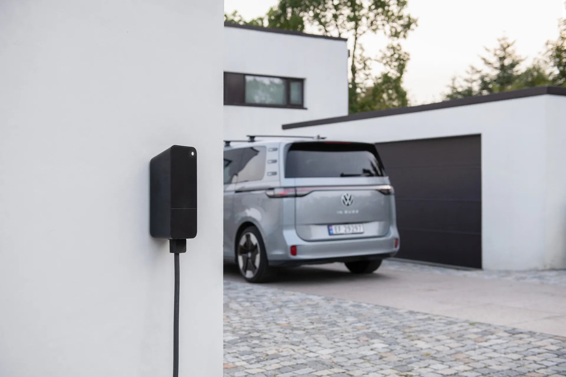 Amina S 32A EV·TÖLTŐ